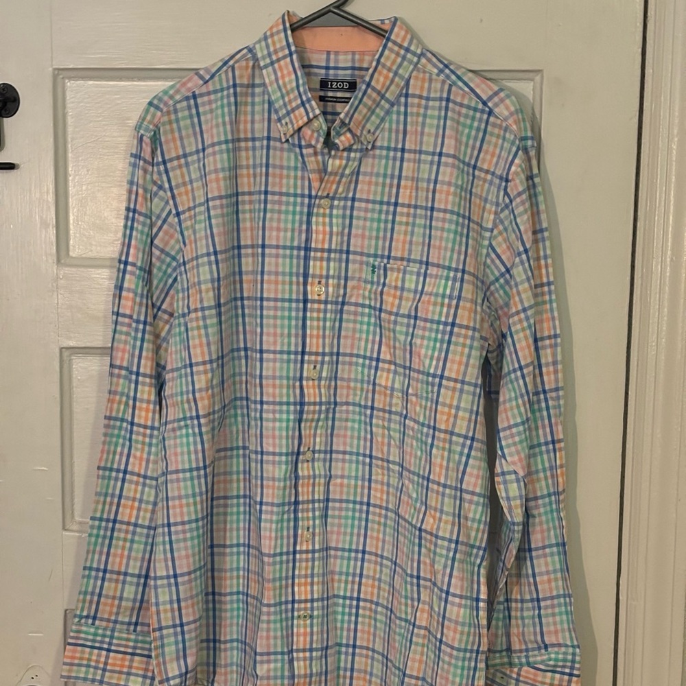 Like new button up